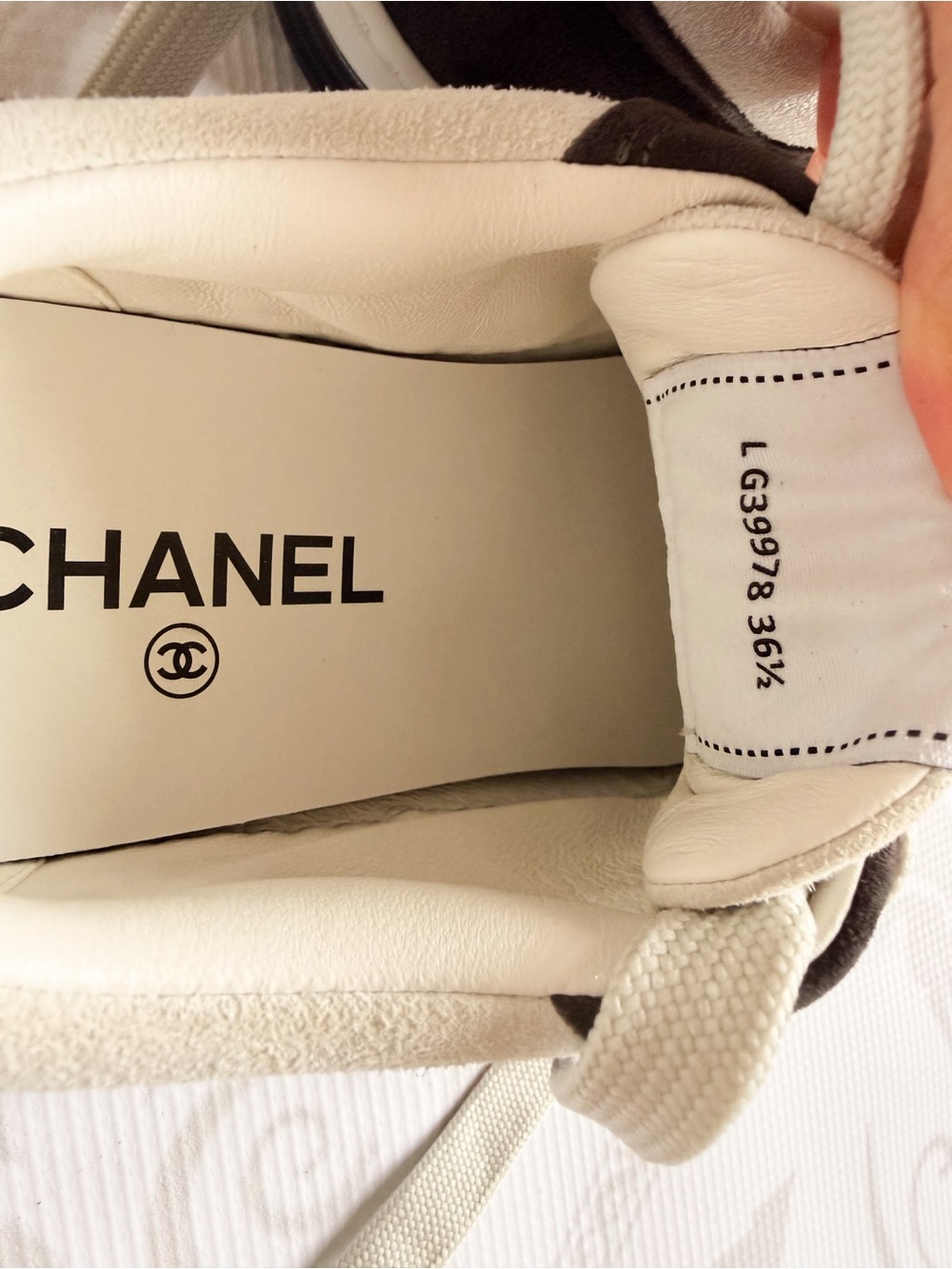 CHANEL Black and Cream Low-Top Men’s Sneakers - Picture 9 of 10
